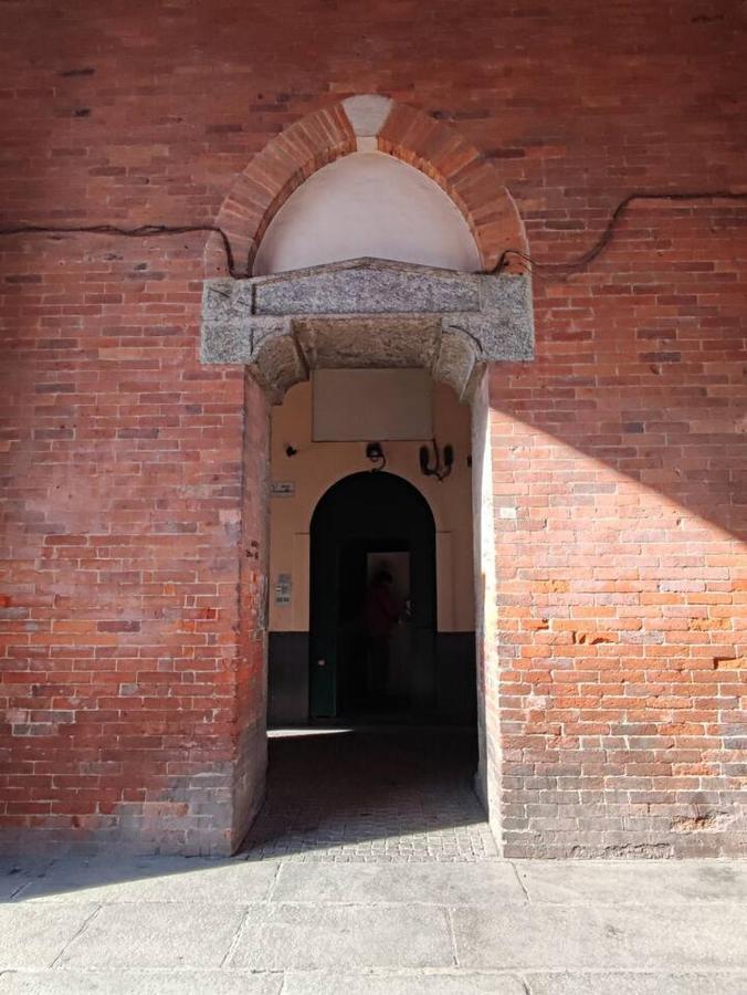 Ticinese 38 - Incantevole Appartamento Nel Centro Mediolan Zewnętrze zdjęcie